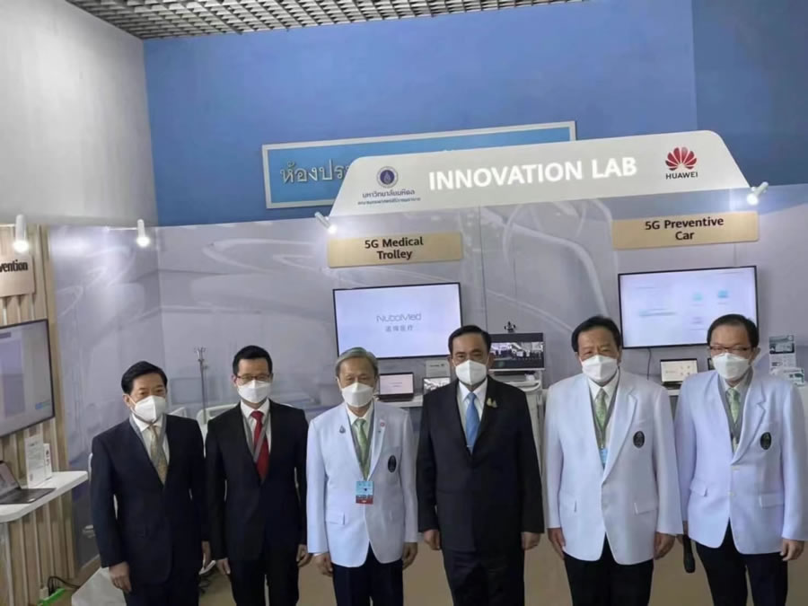 Der thailändische Premierminister besuchte SonoStar drahtlosen Handultraschall und 5G-medizinisches 
